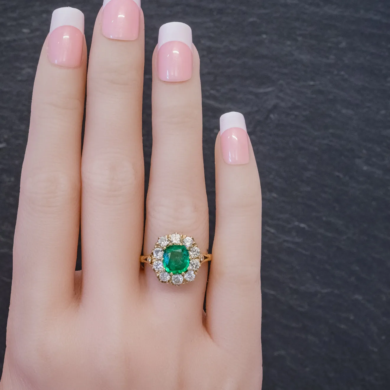 Emerald Diamond Cluster Ring 2Ct Emerald 1.50Ct Diamond 18Ct Gold