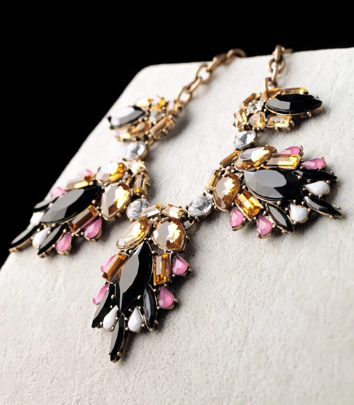 Fashion Design New Arrival Resin Zinc Alloy 18k Gold Collar Marquise Insect Imitation Necklace