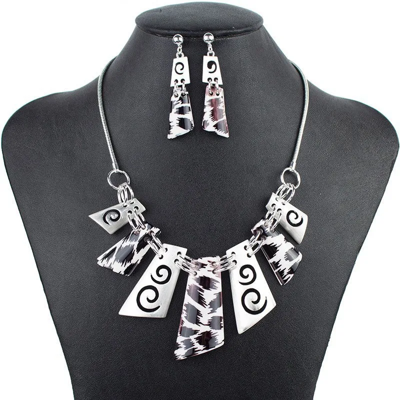 Fashion Leopard Jewelry Sets Woman's Necklace Earring Set Wedding Jewelry Sets New High Quality Party Gifts