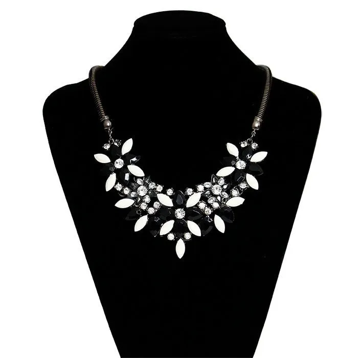 Fashion Necklaces For Women Fabric Acrylic Resin Flower Necklace Collar Statement Necklace Pendant