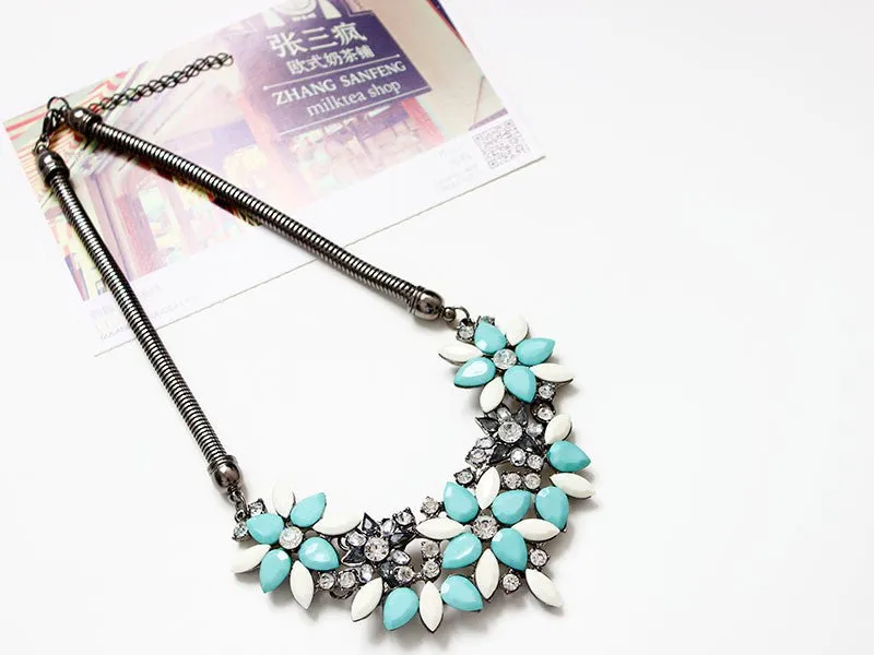 Fashion Necklaces For Women Fabric Acrylic Resin Flower Necklace Collar Statement Necklace Pendant