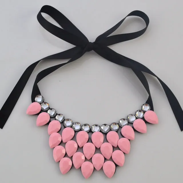 hlkt   Crack, heart-shaped resin necklace fashion accessories short statement necklace gift wholesale women