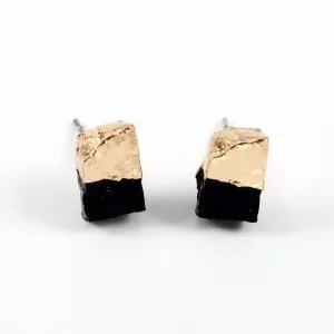 just-lil-things-black-pin-earrings-jlt10917