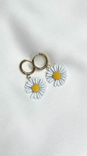 Lia Gold Daisy Detail Stainless Steel Earrings