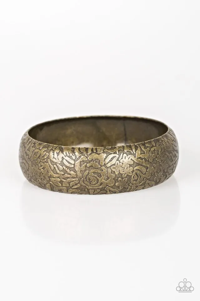 Paparazzi Bracelet ~ Garden Villa - Brass