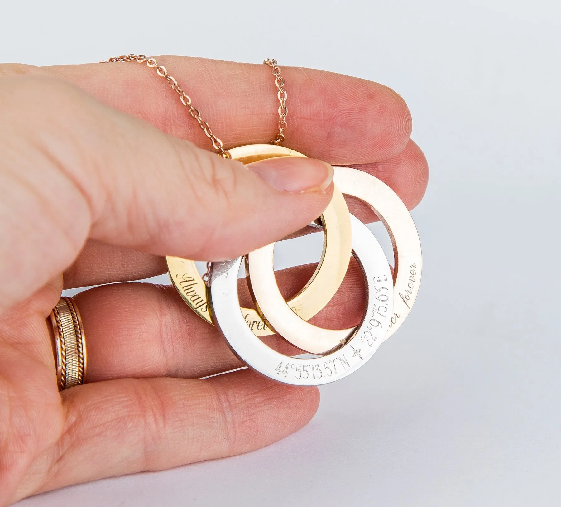 Personalized Russian Rings Eternity Necklace, Personalized Interlocked