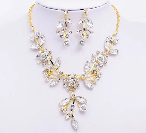 Unique design Women / girl 18k Gold Plated Jewelry Sets Crystal flowers shape Chain pendant Necklace Earrings Jewelry Sets