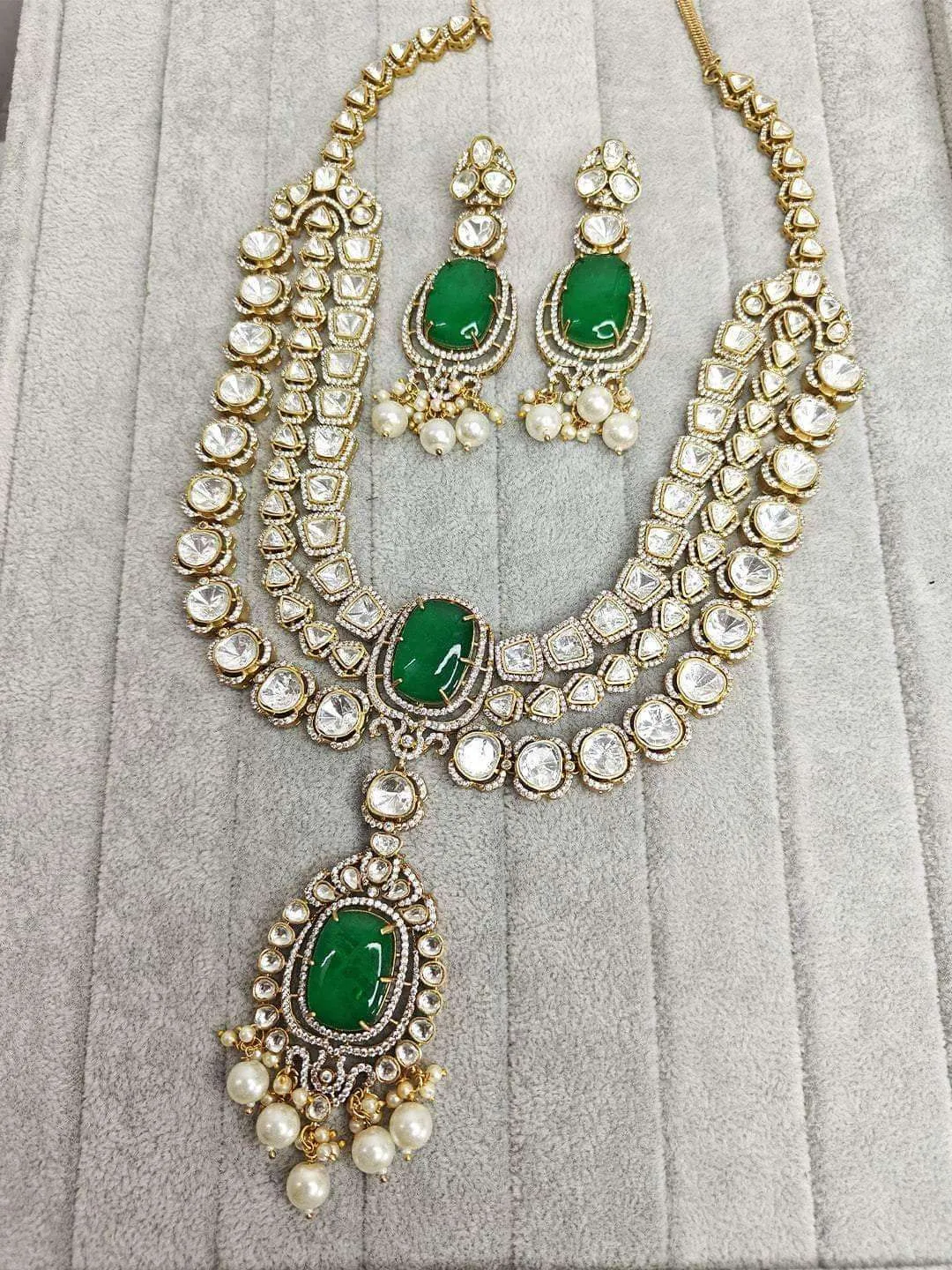 Victorian Vintage Necklace Earrings Set