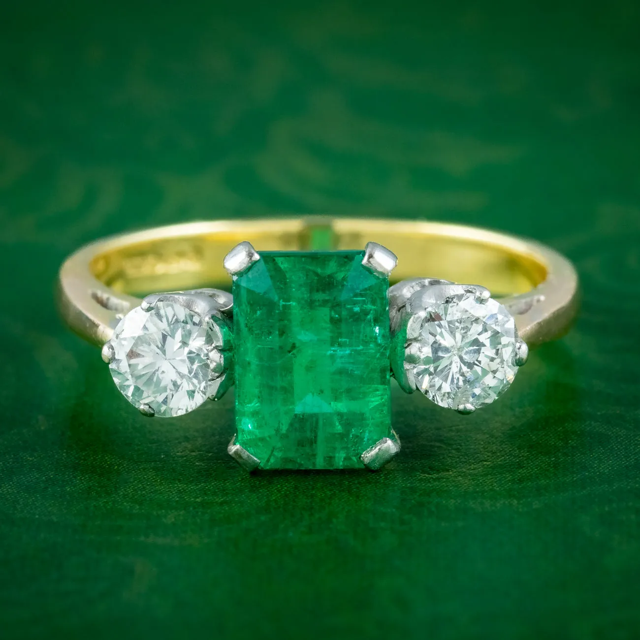 Vintage Emerald Diamond Trilogy Ring 1.5ct Emerald