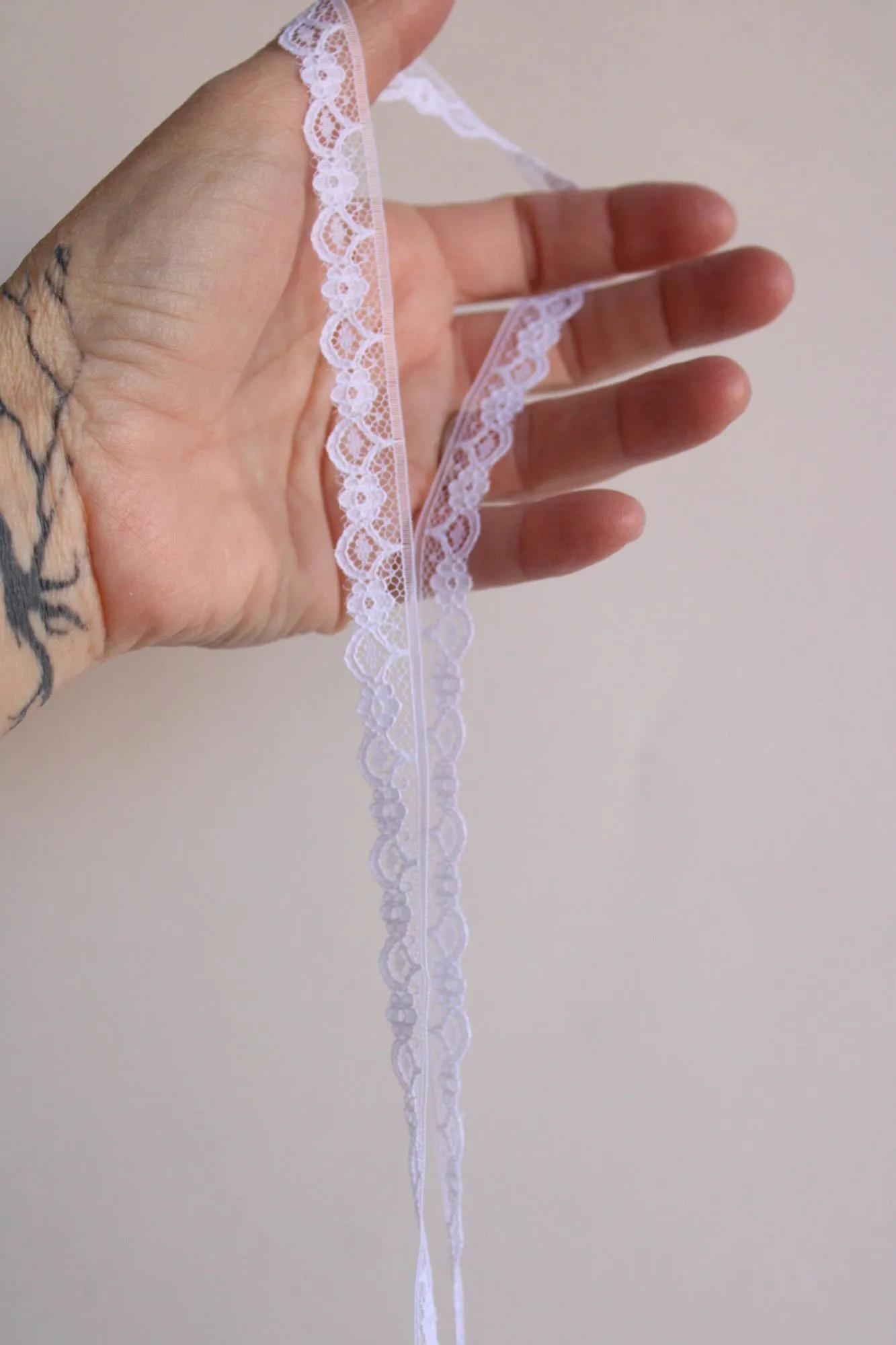 Vintage Lace Trim White Floral .50" Wide, 4 Yards